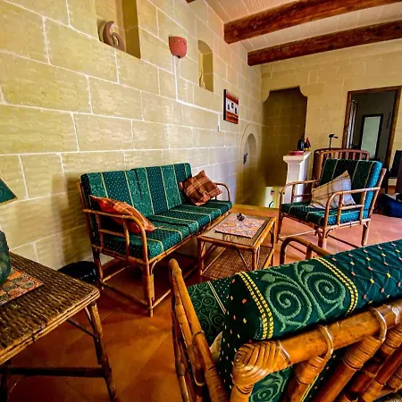 Bed & Breakfast Serenity *